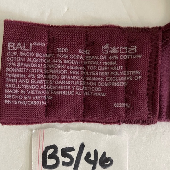 NWOT Bali Bra | Size 36DD - Picture 6 of 6